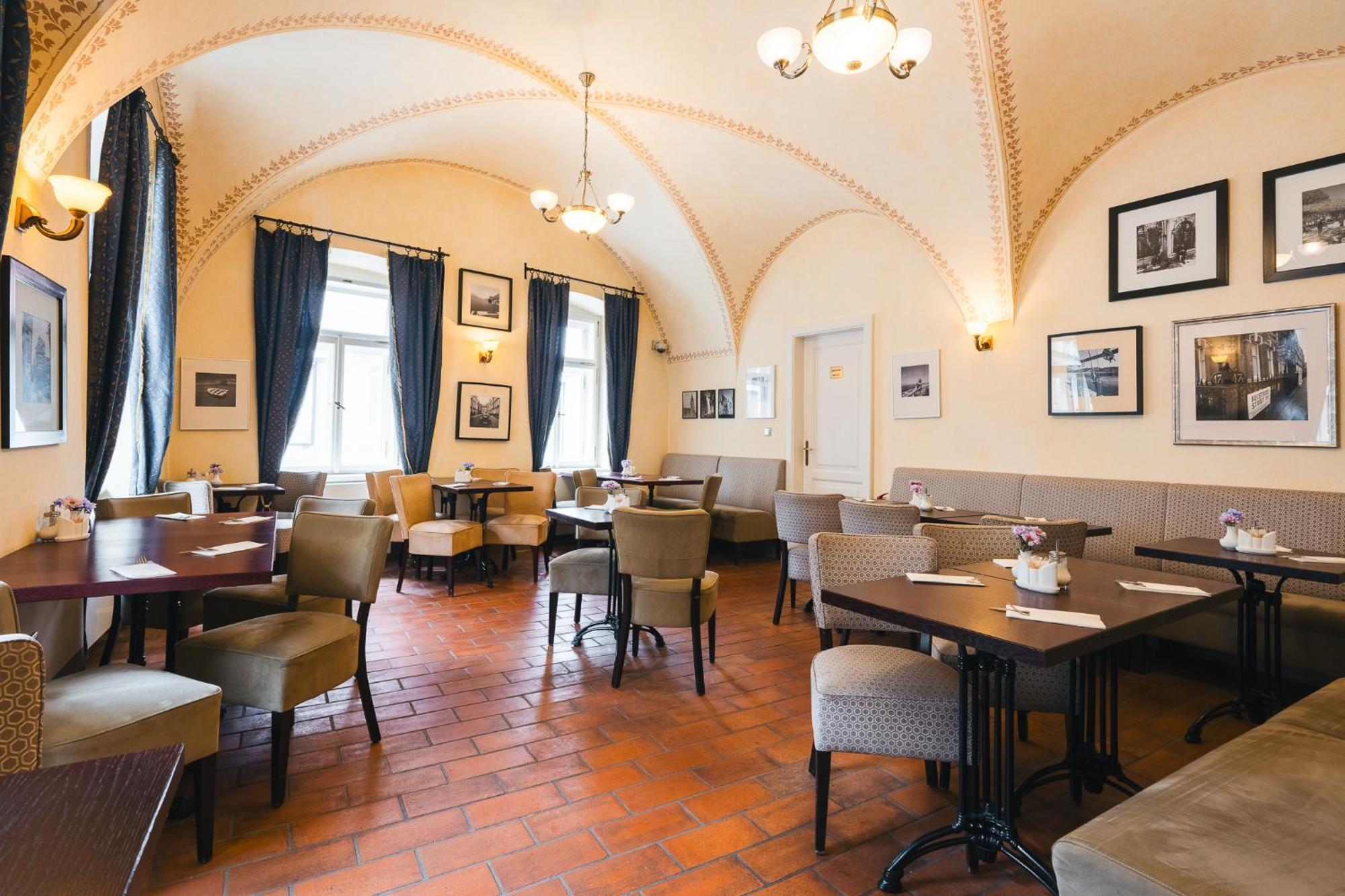 Hotel Latran Чеський Крумлов Екстер'єр фото